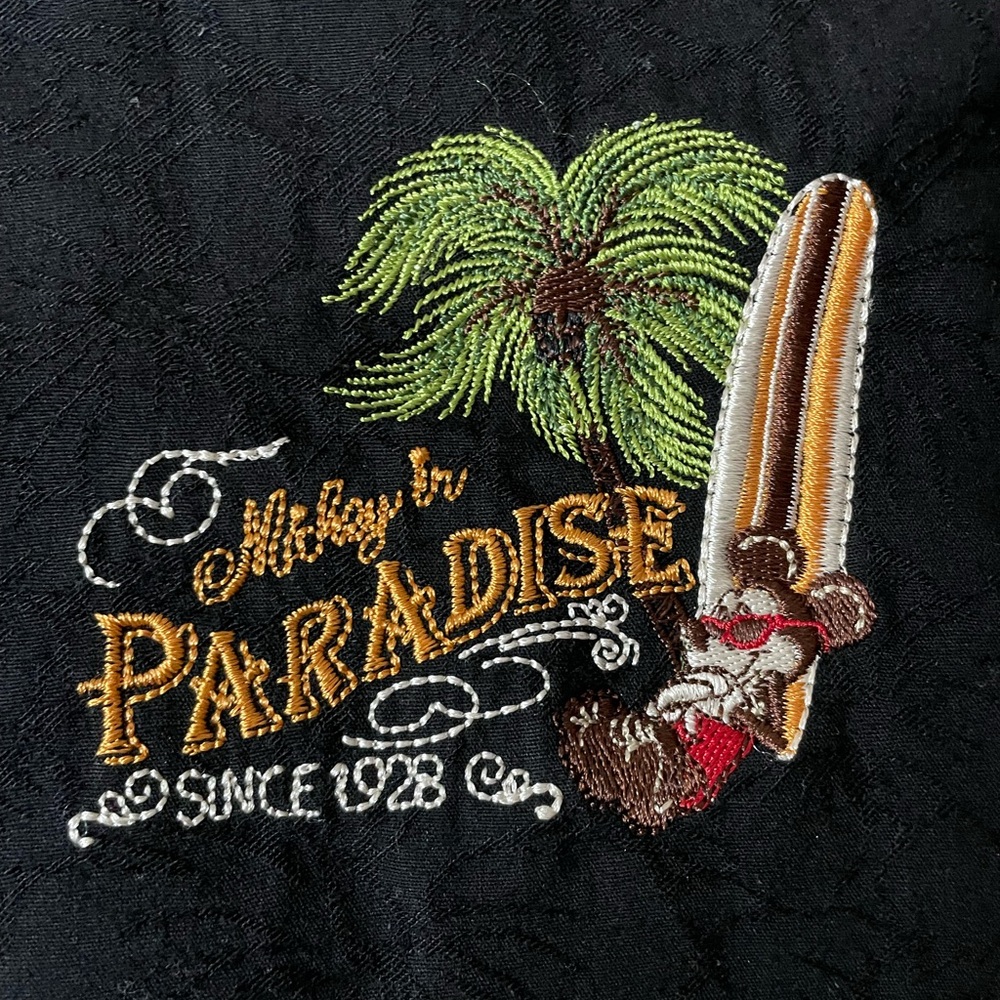 Disney Parks Black Hawaiian Camp Shirt Mickey in Paradise Embroidered Size XXL - Picture 6 of 8